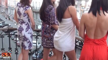 Русская пьяная групповая студенческая секс оргия №2