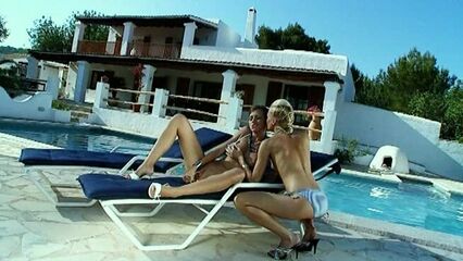 Непорочные Мечты 1 - порно фильм с русским переводом