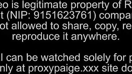 Жесткий анальный фистинг с двумя лесбиянками