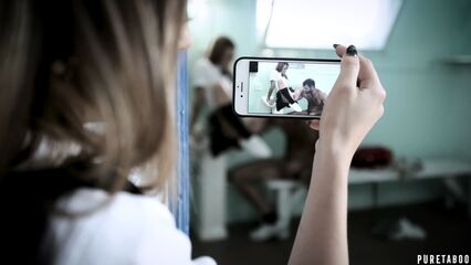 Вдвое моложе: Подростковая трагедия (2017) субтитры